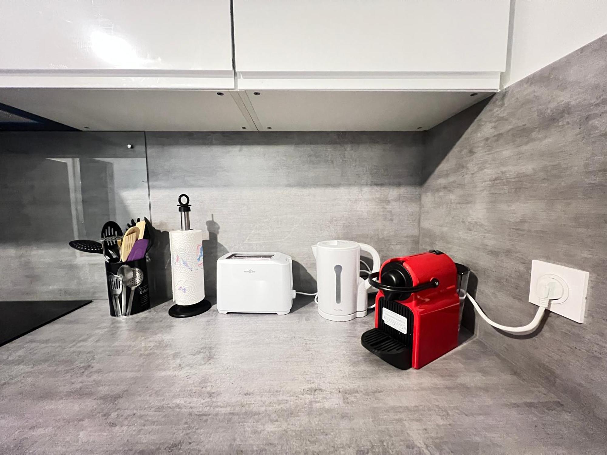 Cosy Stade De France Cdg Airport Apartment